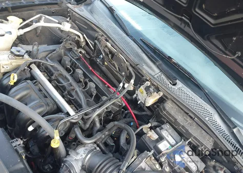 2008 Ford Focus Se/Ses z USA, uszkodzony, nr VIN 1FAHP35N08W284698